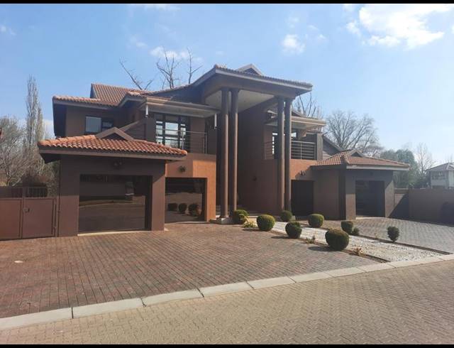 4 BEDROOM HOUSE FOR SALE IN EMFULENI GOLF ESTATE